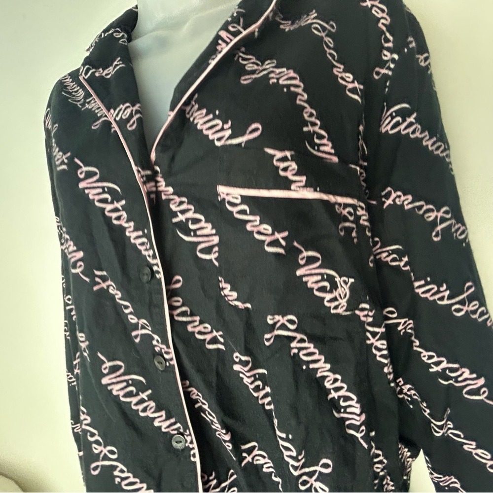 Victoria's Secret‎ Black & Pink Spell-out Logo Pajama Top S/P Short - Picture 3 of 13